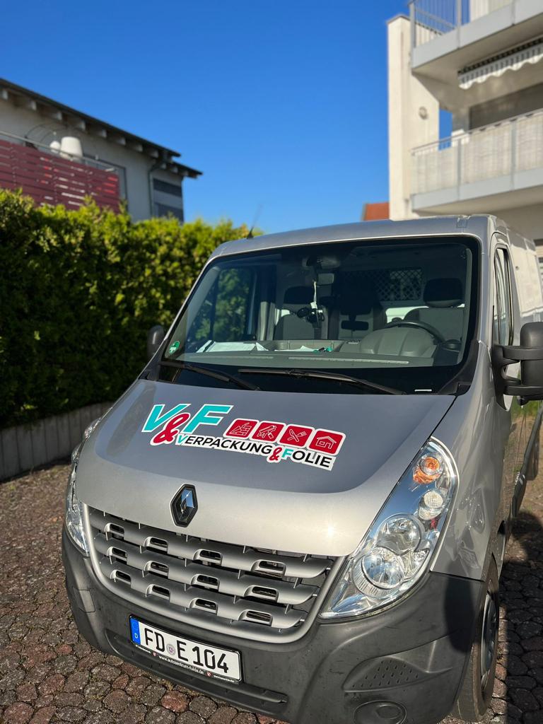 Firmenfahrzeug Verpackung und Folie